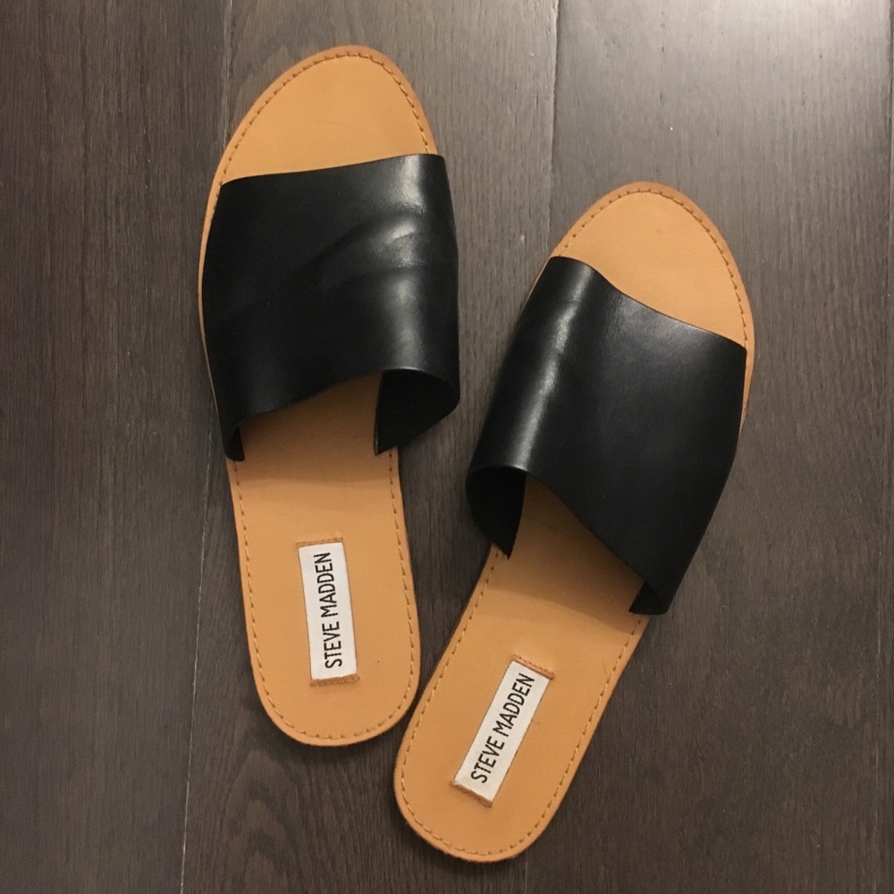 Steve Madden Black Slides